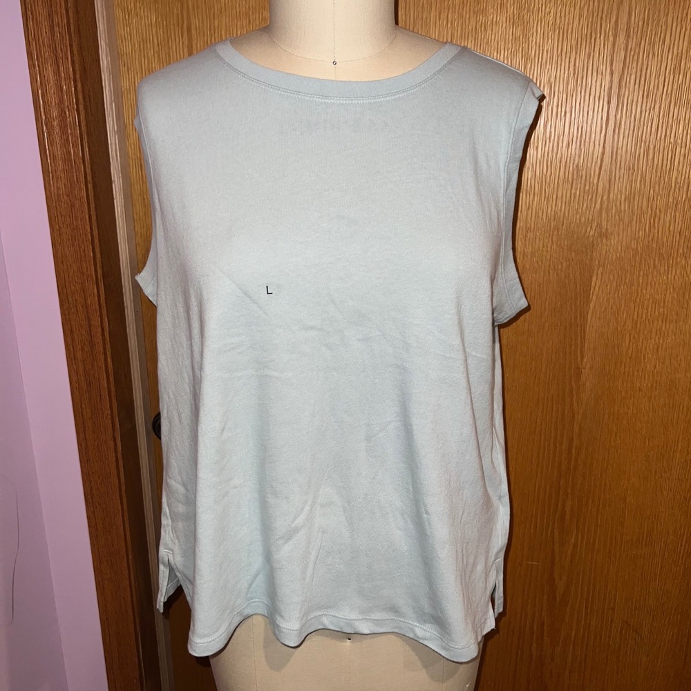 Maurices 24/7 Sleeveless Top Women Large Light Blue New Pleated Back Tank NEW